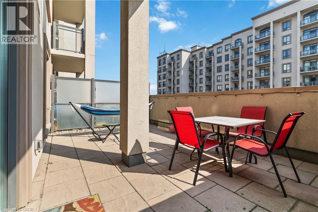 2490 Old Bronte Road Unit# 301, Oakville, Ontario  L6M 0Y5 - Photo 2 - 40827976