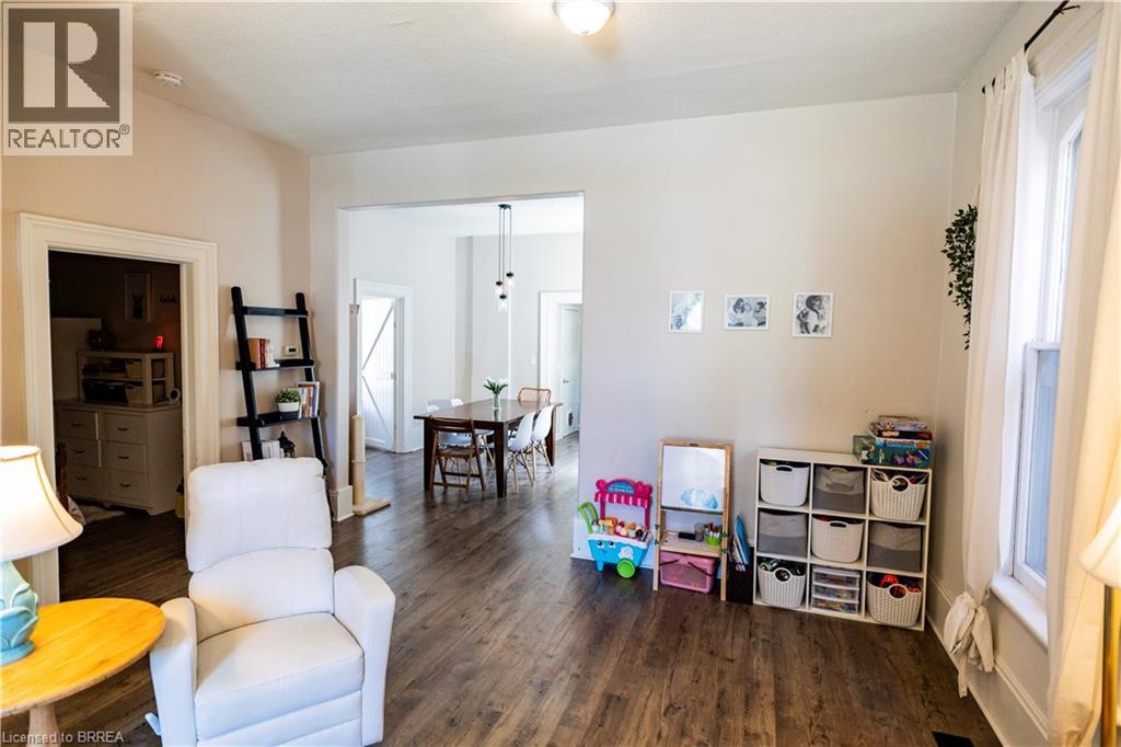 175 Albion Street, Brantford, Ontario  N3T 3N1 - Photo 7 - 40854155