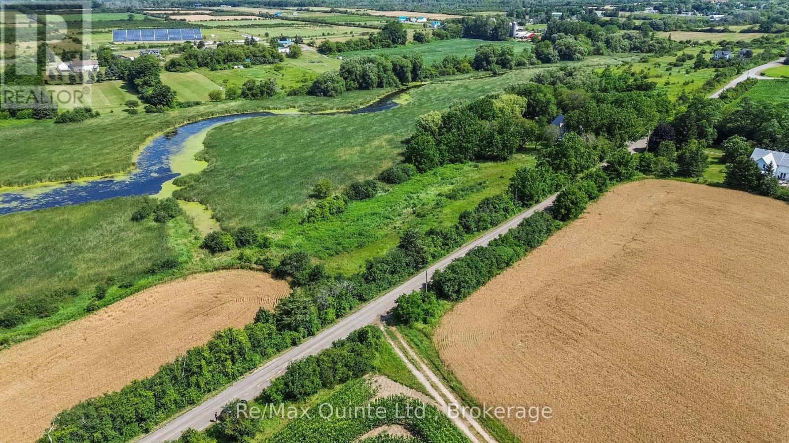 214 Pleasant Bay Road, Prince Edward County, Ontario  K0K 2J0 - Photo 10 - X13613532