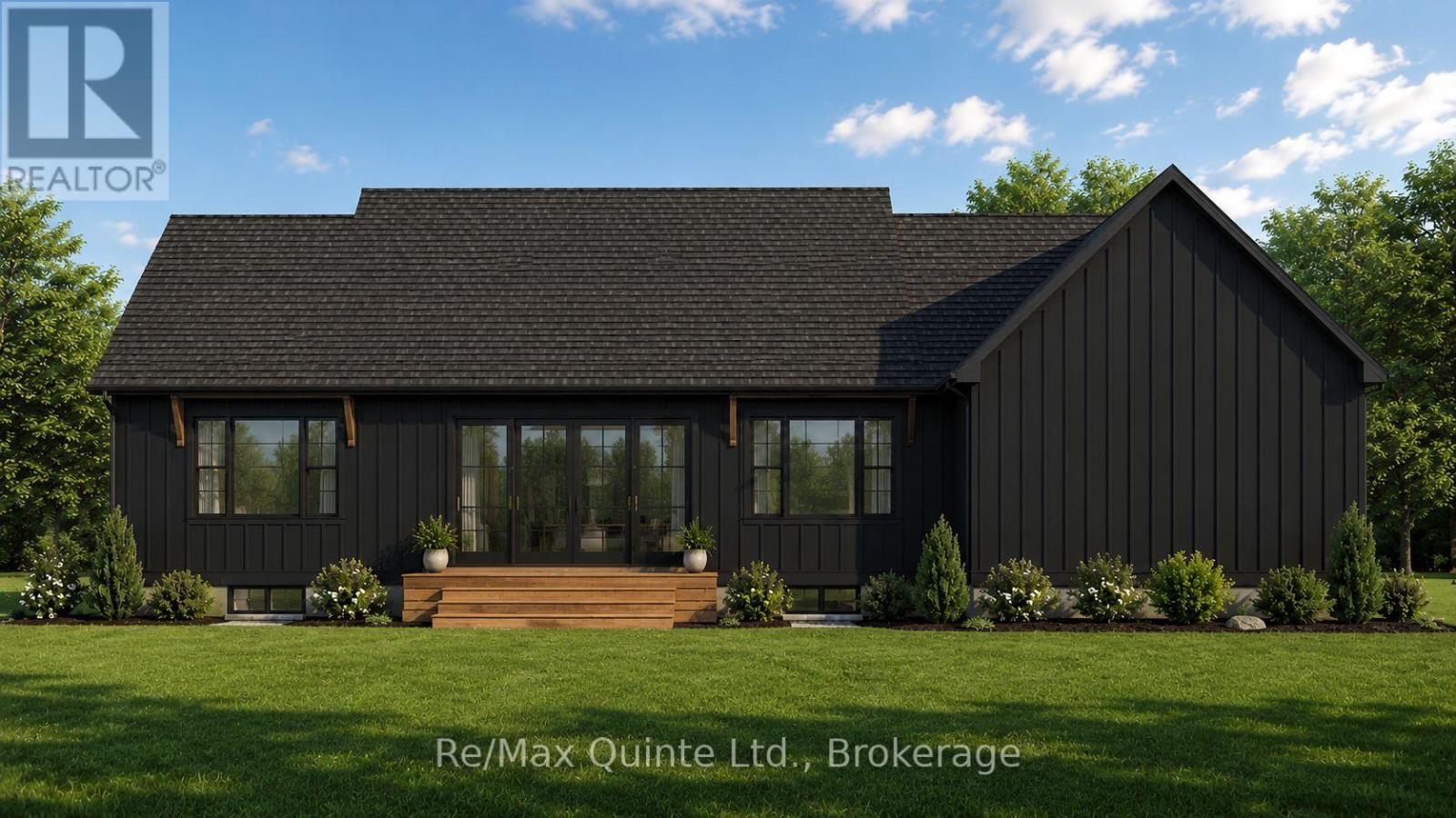 214 Pleasant Bay Road, Prince Edward County, Ontario  K0K 2J0 - Photo 2 - X13613532