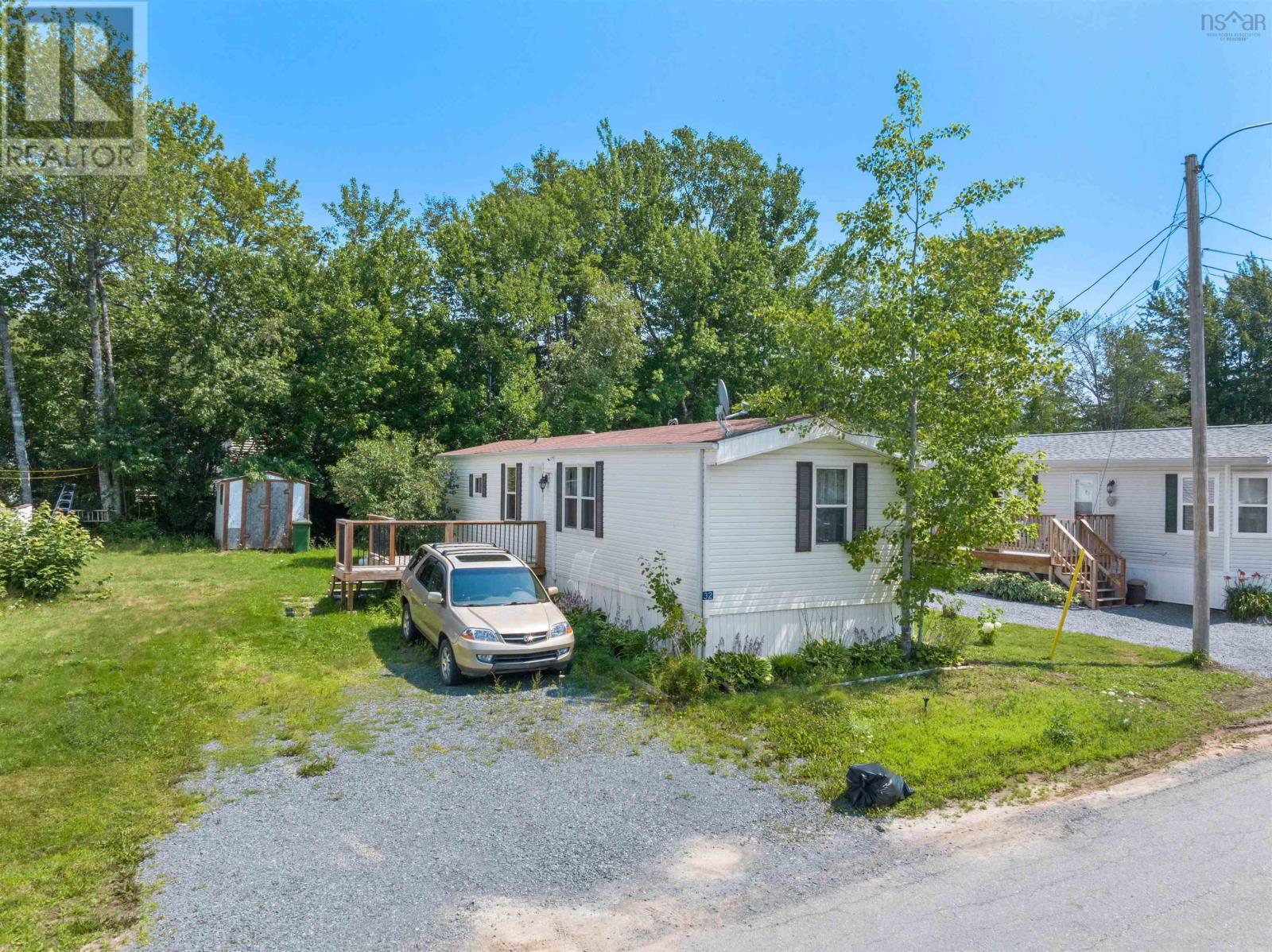 32 Joshua Street, Enfield, Nova Scotia  B2T 1K4 - Photo 1 - 202619811