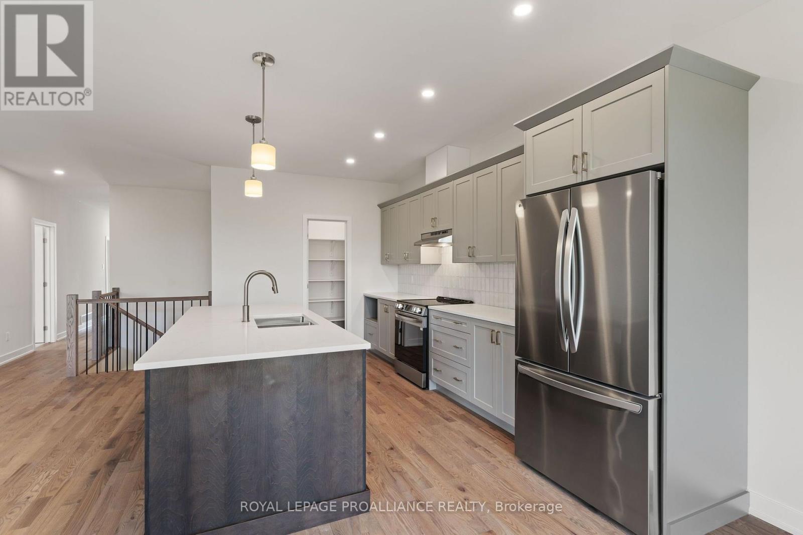 1086 Moore Street, Brockville, Ontario  K6V 0H2 - Photo 23 - X13656132