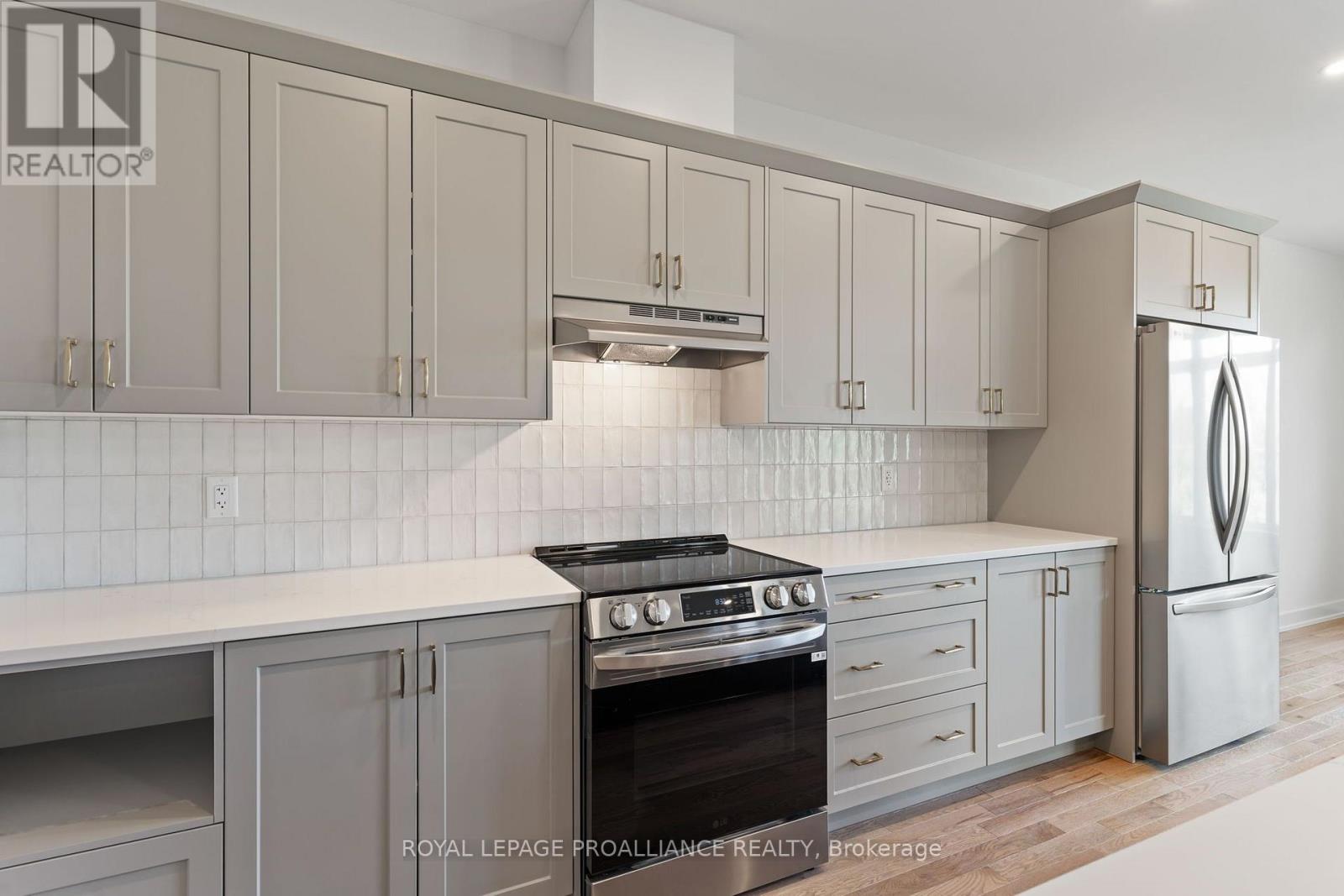 1086 Moore Street, Brockville, Ontario  K6V 0H2 - Photo 27 - X13656132