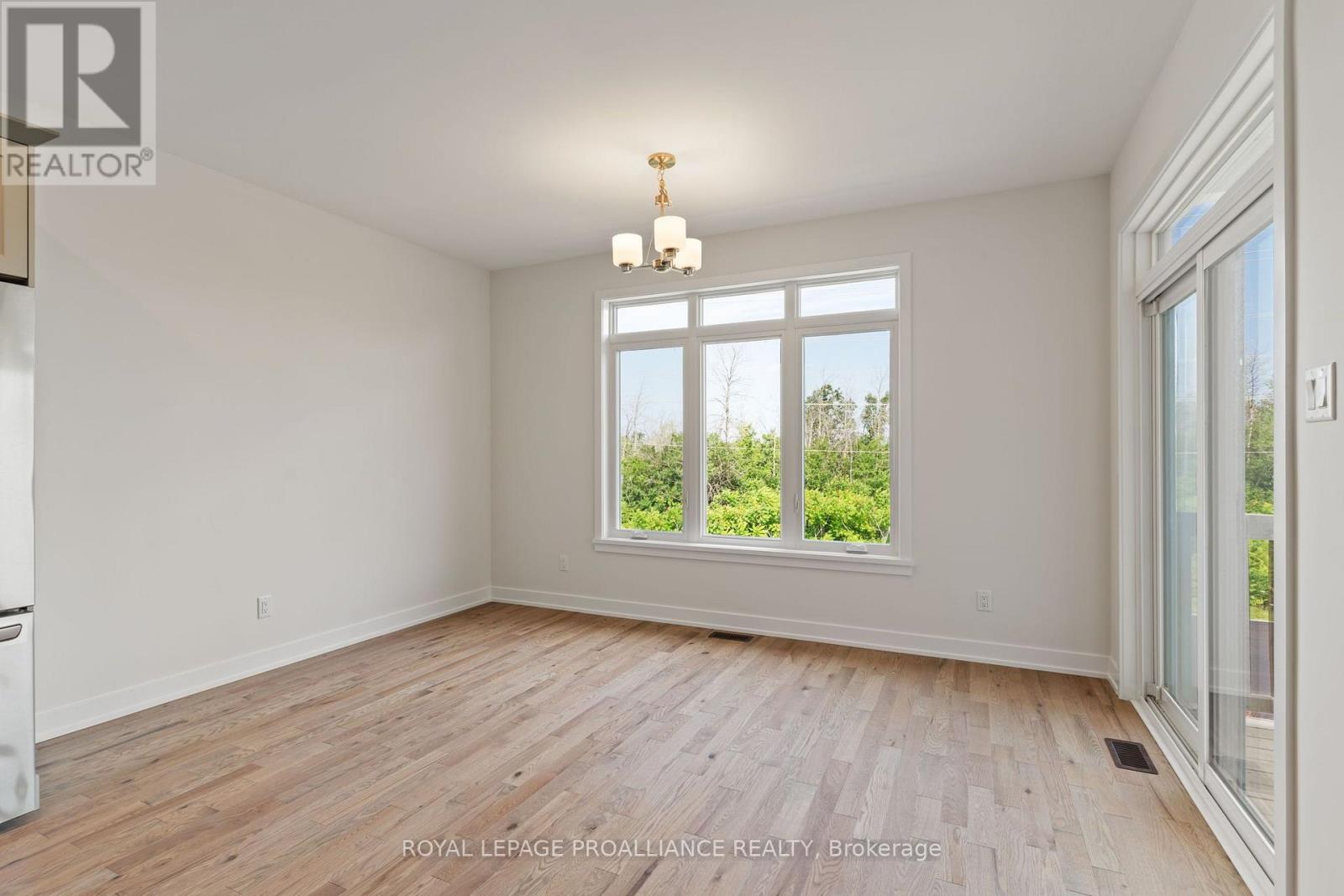 1086 Moore Street, Brockville, Ontario  K6V 0H2 - Photo 32 - X13656132