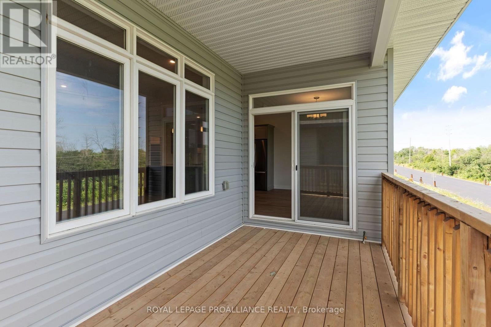 1086 Moore Street, Brockville, Ontario  K6V 0H2 - Photo 40 - X13656132