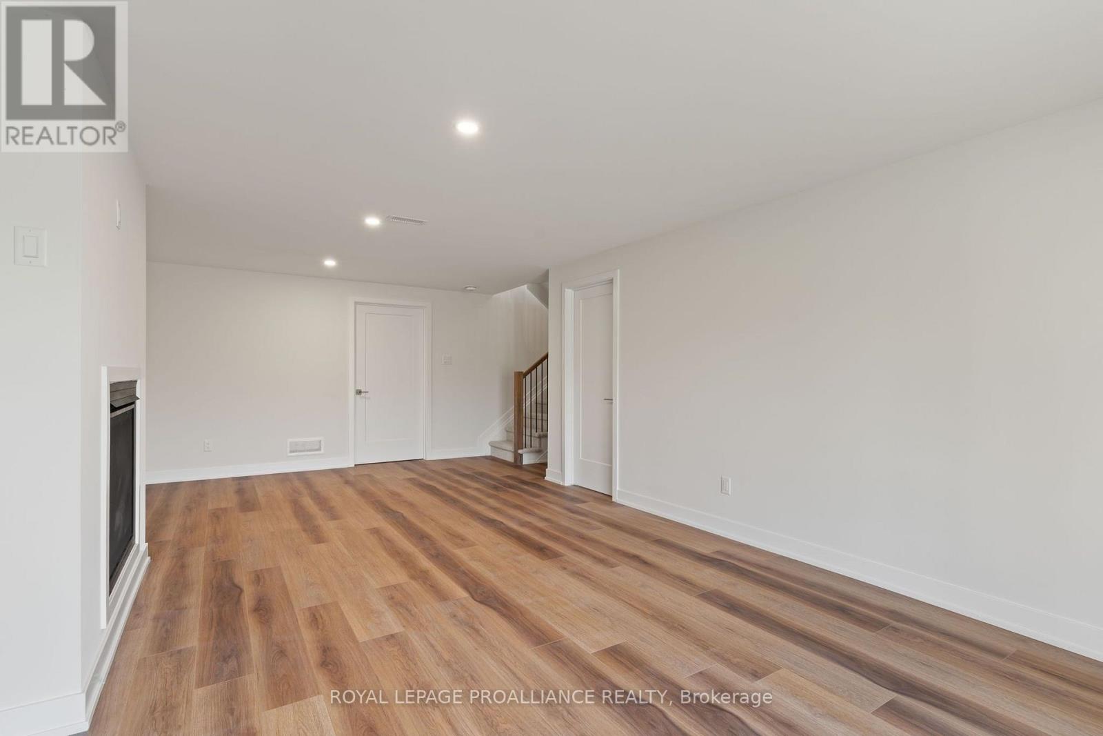 1086 Moore Street, Brockville, Ontario  K6V 0H2 - Photo 43 - X13656132