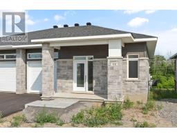 1086 MOORE STREET, Brockville, Ontario