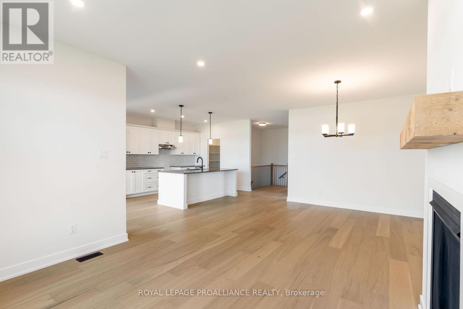 1057 Moore Street, Brockville, Ontario  K6V 0H1 - Photo 33 - X13656136
