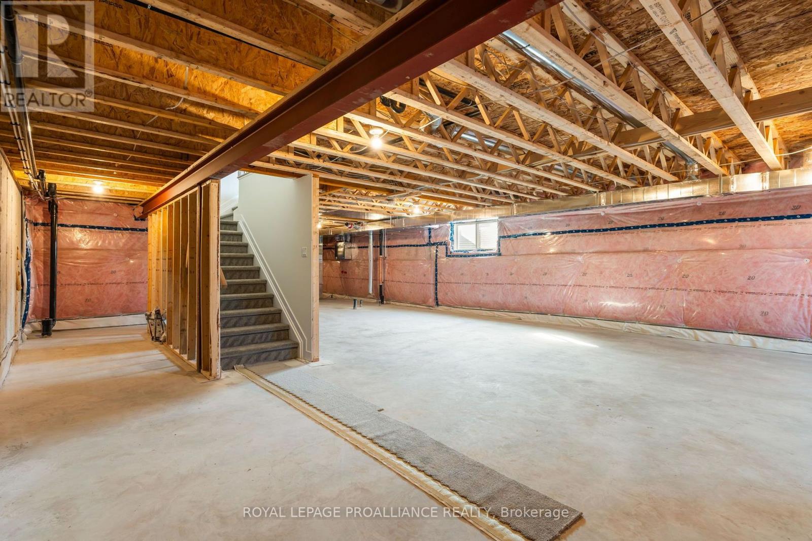 1057 Moore Street, Brockville, Ontario  K6V 0H1 - Photo 35 - X13656136