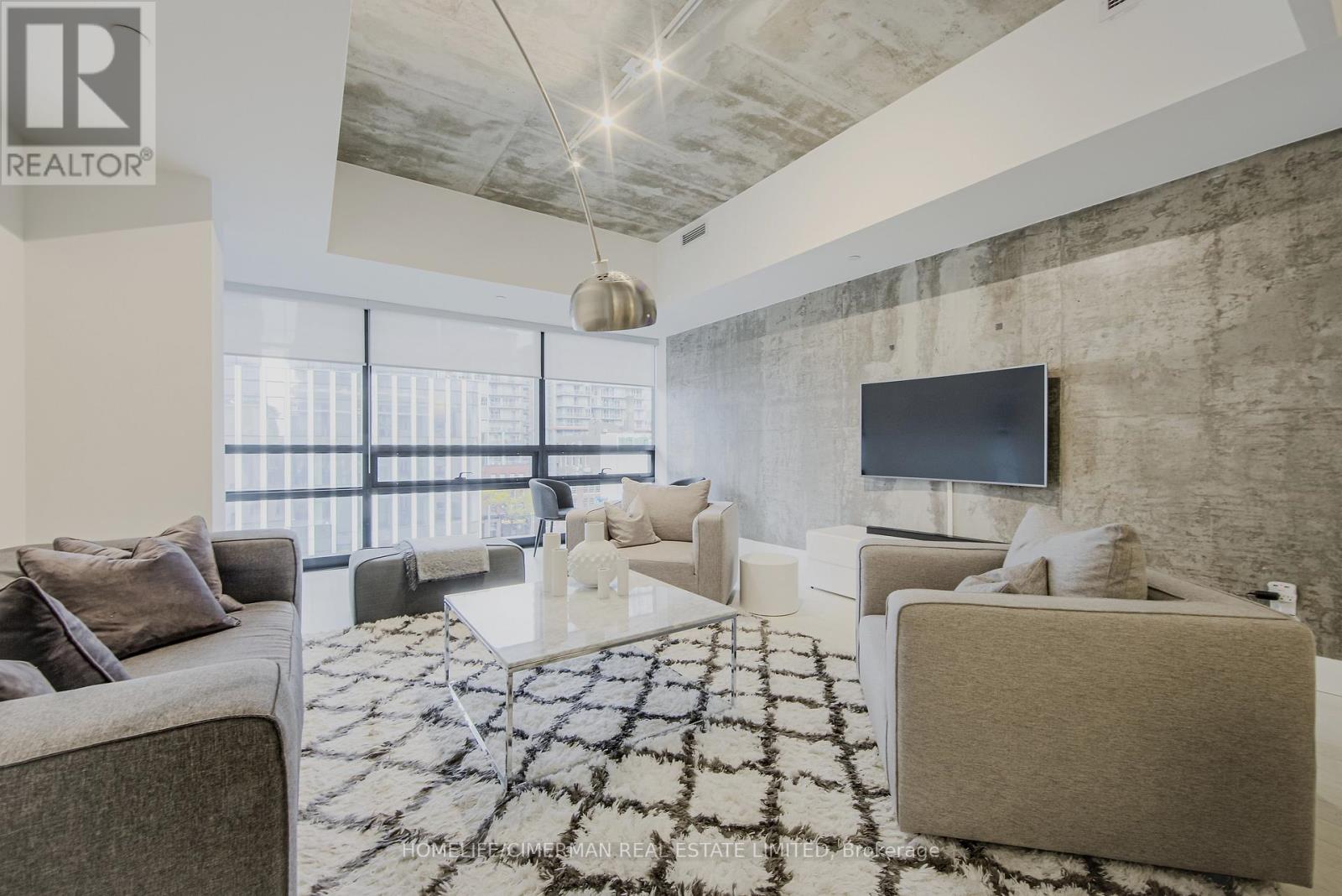 501 - 224 King Street W, Toronto, Ontario  M5V 1H8 - Photo 1 - C12839086