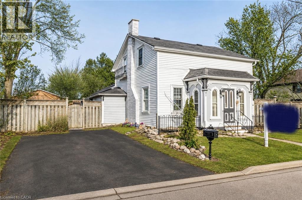 134 KITCHENER Road, Cambridge, Ontario