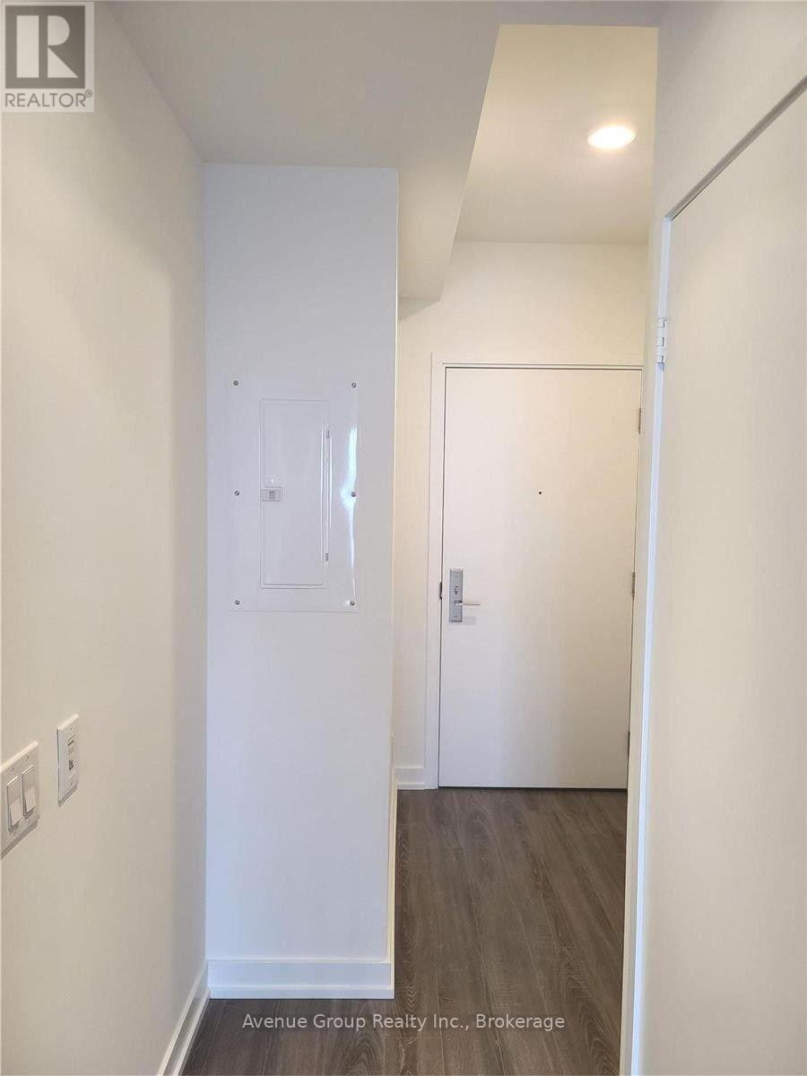 1518 - 20 Edward Street, Toronto, Ontario  M5G 0C5 - Photo 2 - C13656090