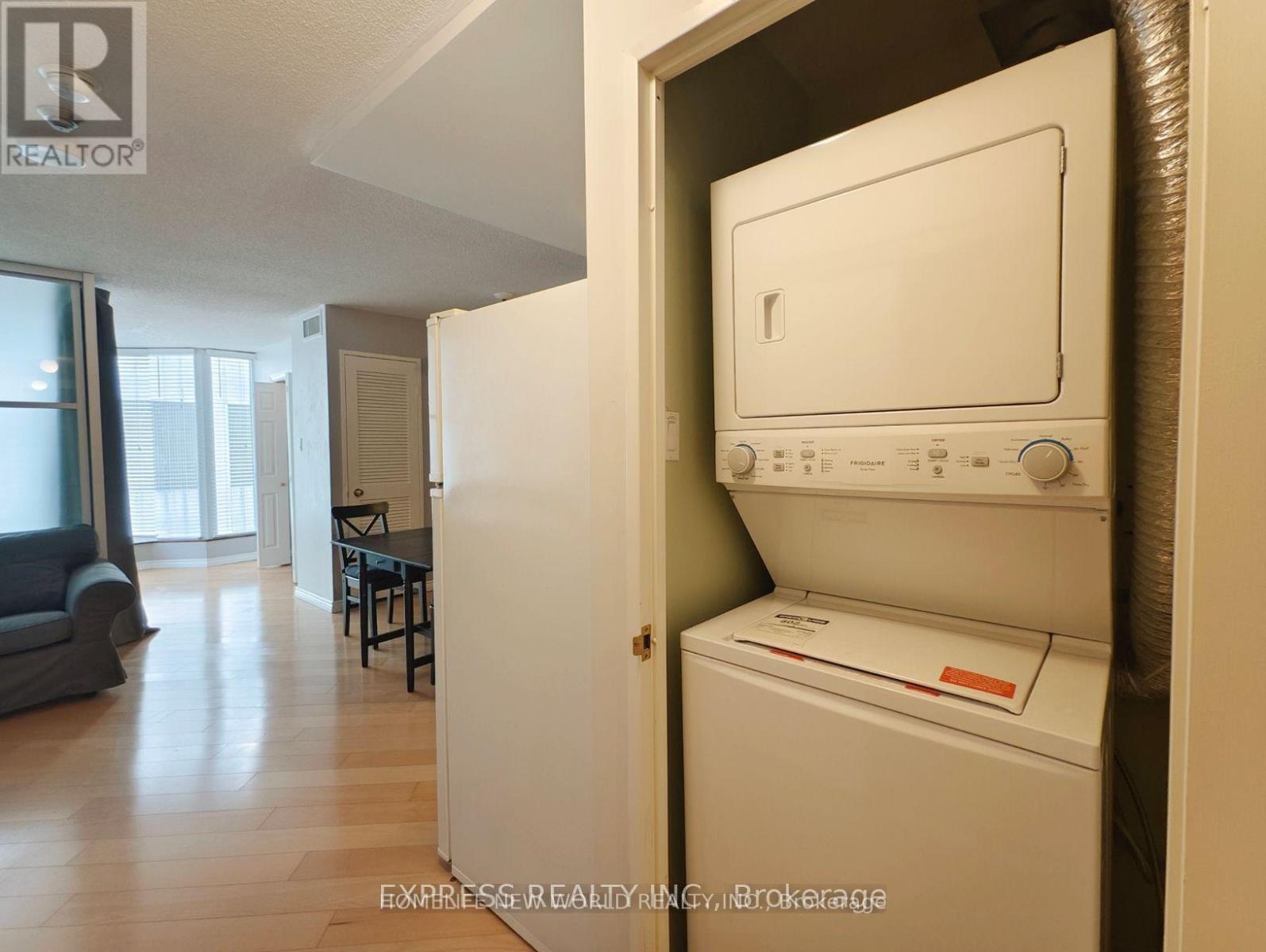 604 - 55 Centre Avenue, Toronto, Ontario M5G 2H5 - Photo 7 - C13656098