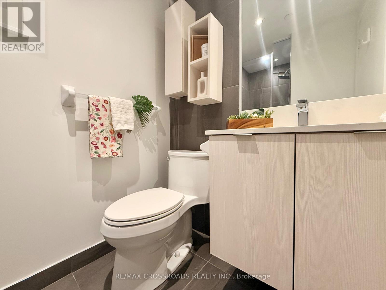 2301 - 195 Redpath Avenue, Toronto, Ontario M4P 0E4 - Photo 15 - C13656100