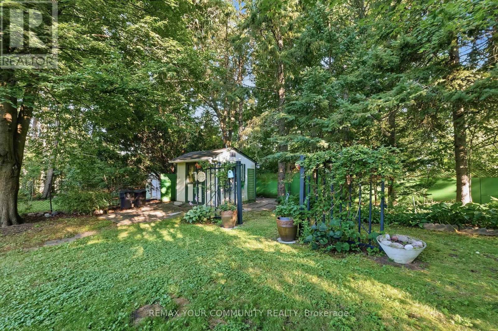 135 Wedgewood Drive, Toronto, Ontario M2M 2H6 - Photo 27 - C13656102