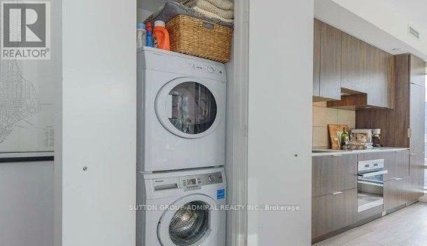 1605 - 5 St Joseph Street, Toronto, Ontario  M4Y 0B6 - Photo 13 - C13656128