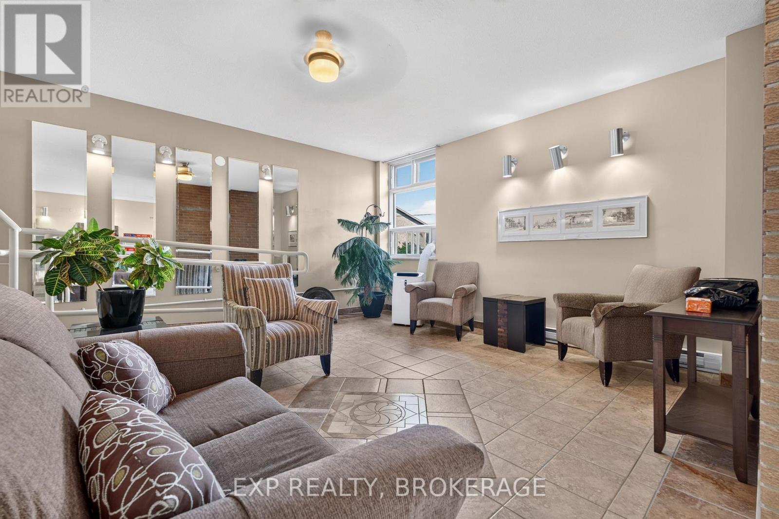 202 - 2 Mowat Avenue, Kingston, Ontario  K7M 1K1 - Photo 24 - X13656154