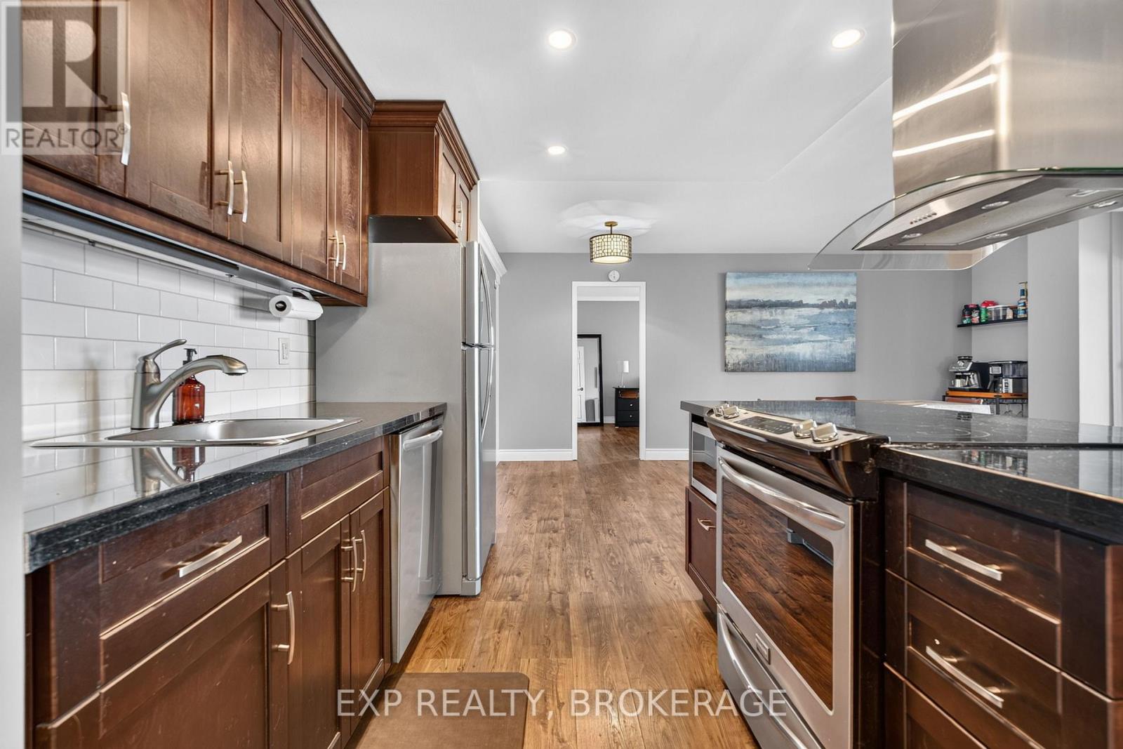 202 - 2 Mowat Avenue, Kingston, Ontario  K7M 1K1 - Photo 4 - X13656154