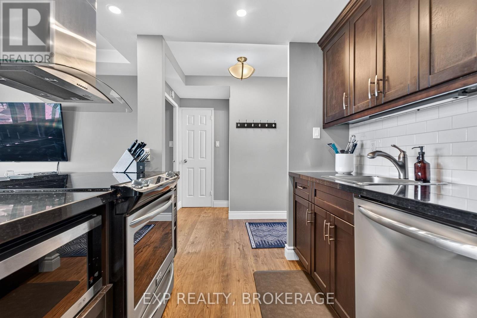 202 - 2 Mowat Avenue, Kingston, Ontario  K7M 1K1 - Photo 5 - X13656154