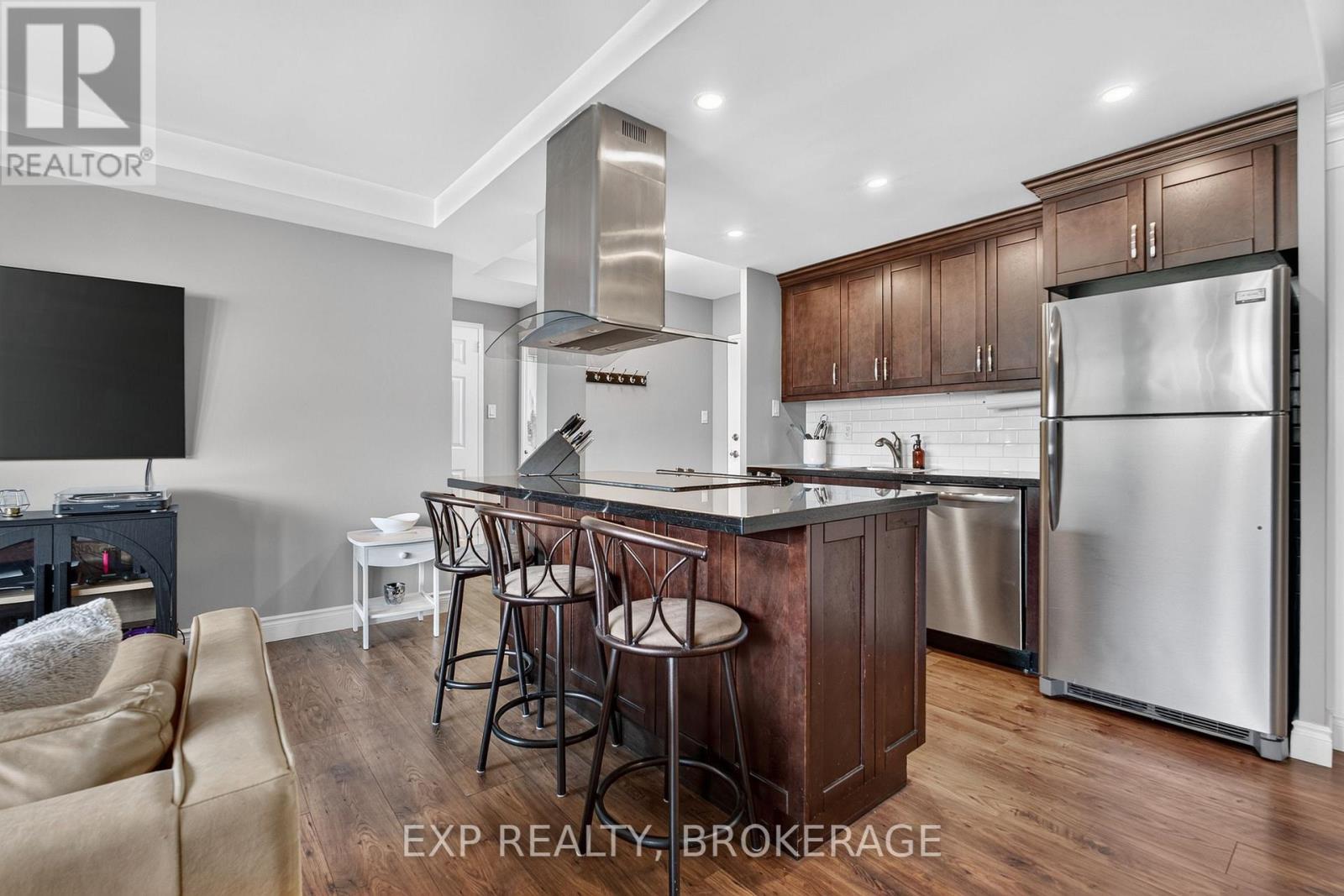 202 - 2 Mowat Avenue, Kingston, Ontario  K7M 1K1 - Photo 7 - X13656154