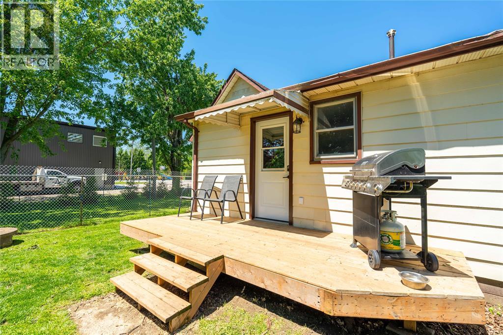 8007 Railroad Line, Brooke-Alvinston, Ontario  N0N 1A0 - Photo 11 - 26019101