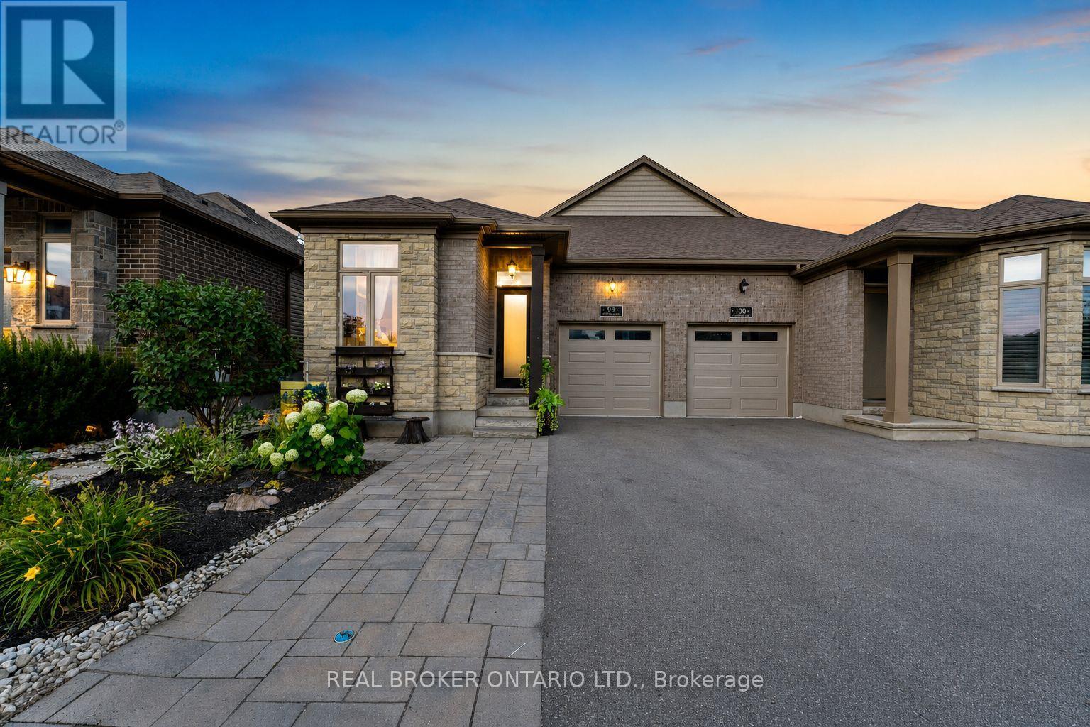 98 WOODBERRY CRESCENT, Woolwich, Ontario