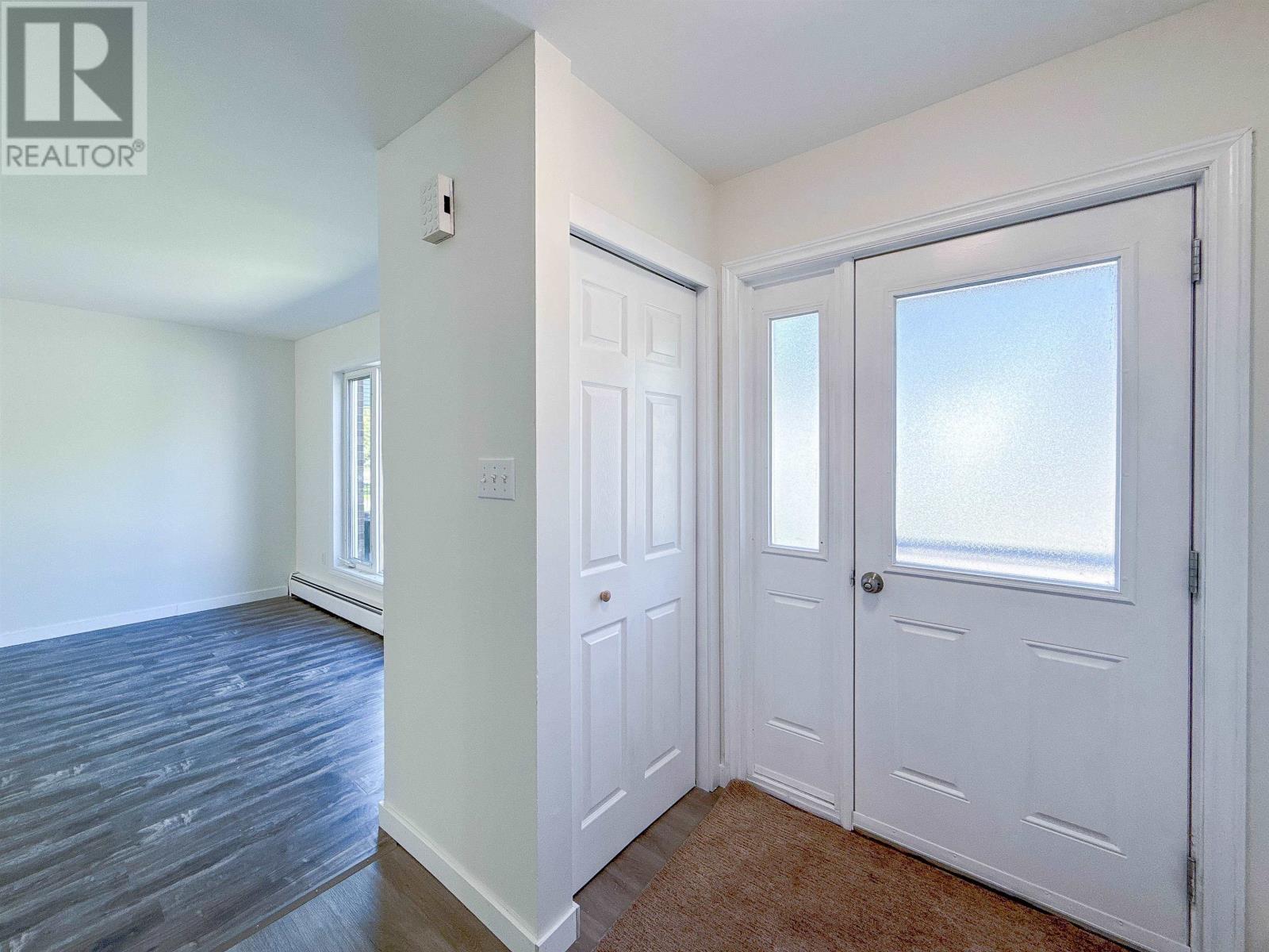 12 Dawson Court, Charlottetown, Prince Edward Island  C1A 8T1 - Photo 6 - 202613397