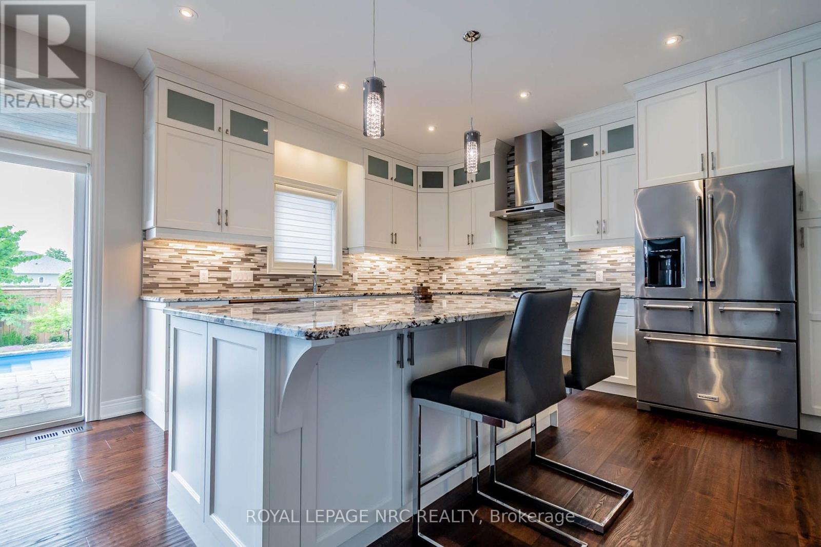 8 Tuscany Court, St. Catharines, Ontario  L2S 0E2 - Photo 13 - X13656174