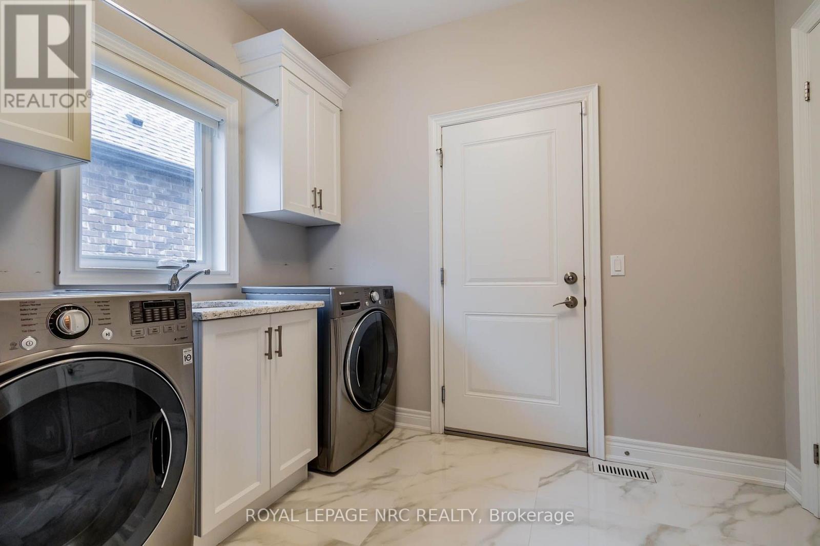 8 Tuscany Court, St. Catharines, Ontario  L2S 0E2 - Photo 16 - X13656174