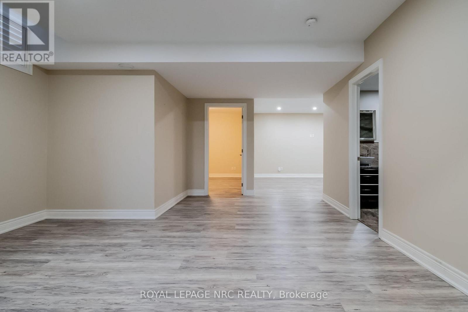 8 Tuscany Court, St. Catharines, Ontario  L2S 0E2 - Photo 30 - X13656174