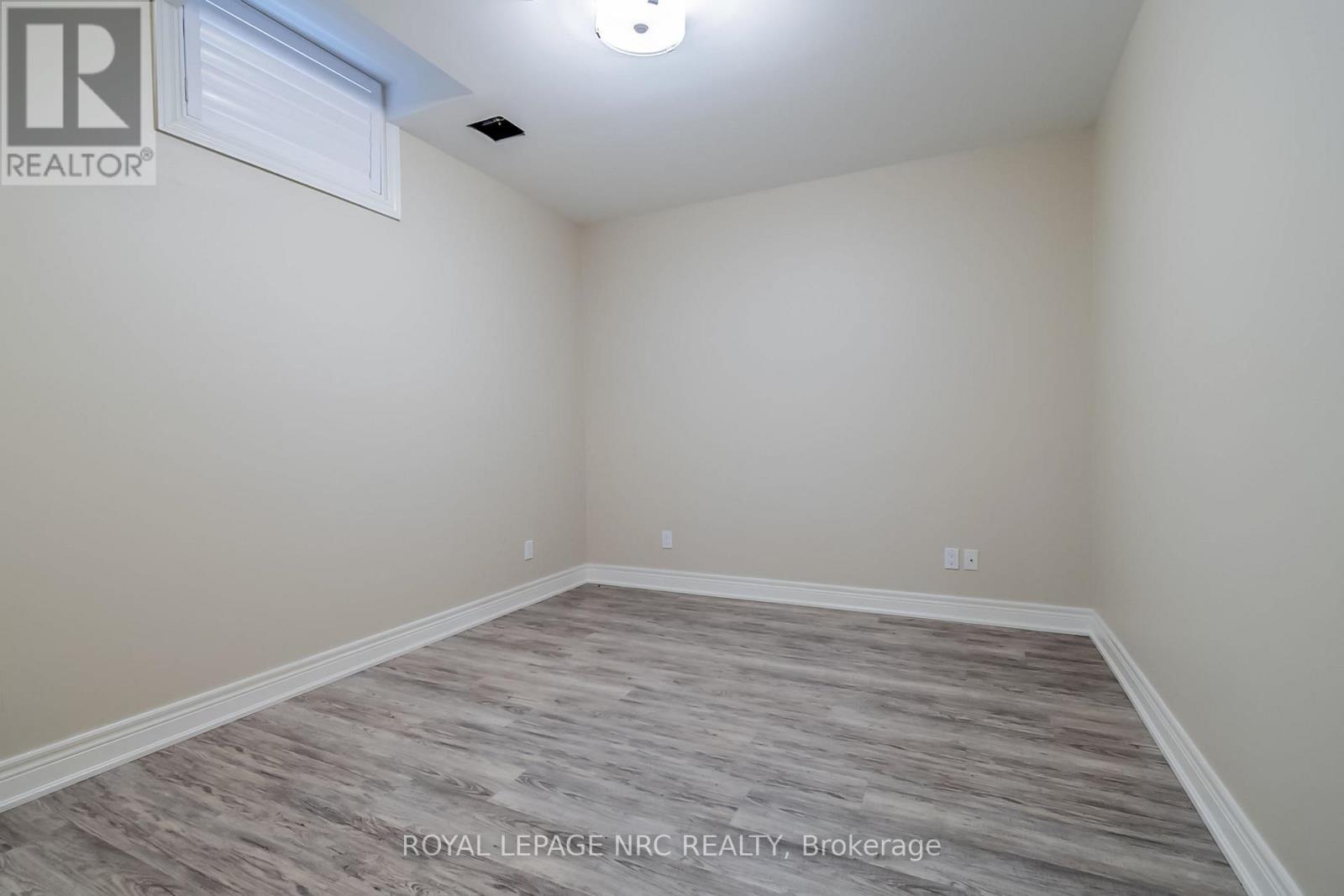 8 Tuscany Court, St. Catharines, Ontario  L2S 0E2 - Photo 36 - X13656174