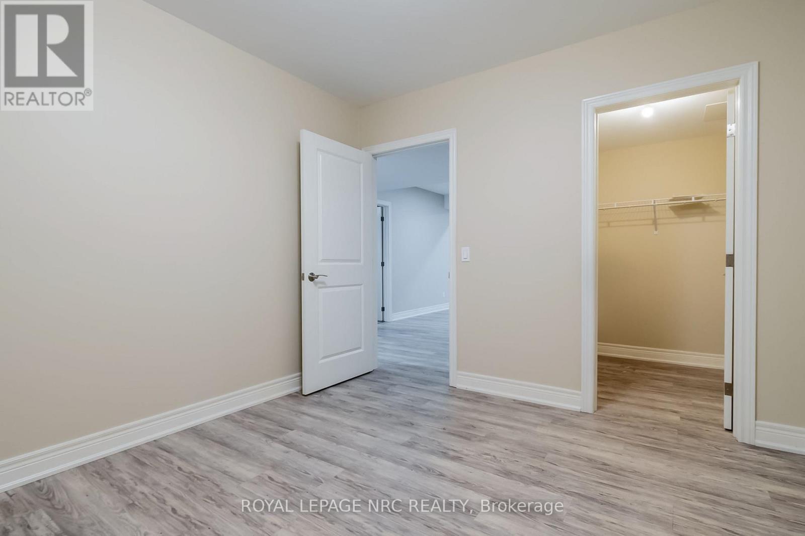 8 Tuscany Court, St. Catharines, Ontario  L2S 0E2 - Photo 38 - X13656174