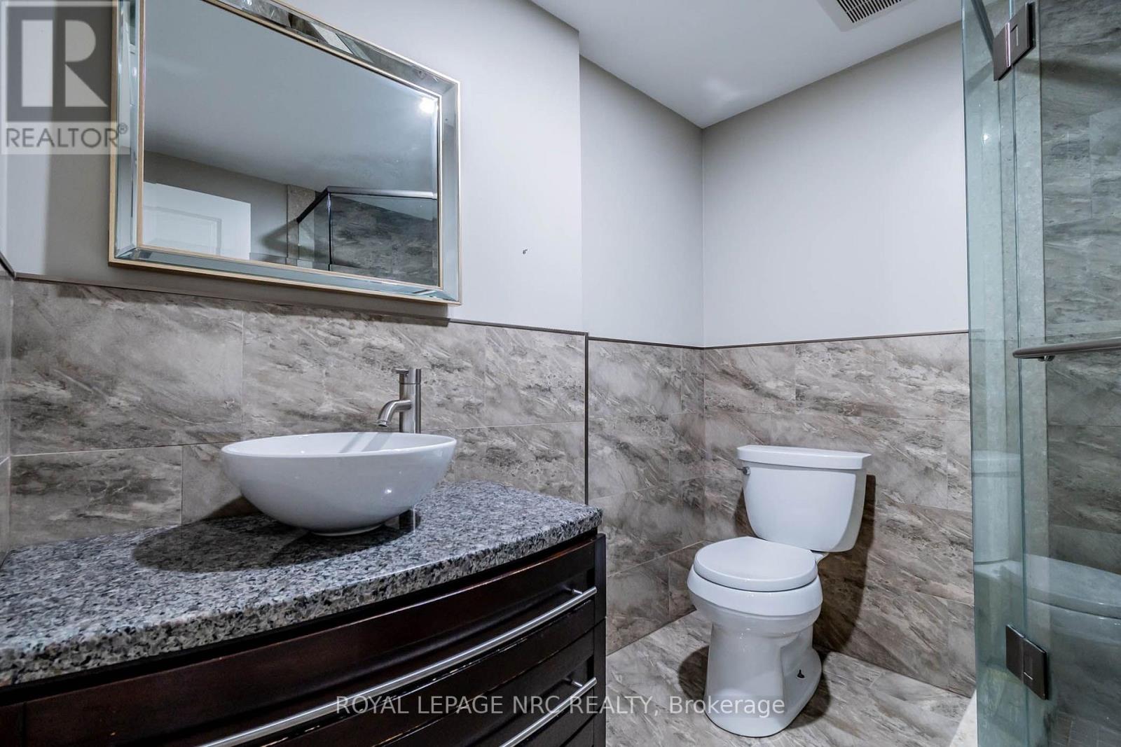 8 Tuscany Court, St. Catharines, Ontario  L2S 0E2 - Photo 39 - X13656174