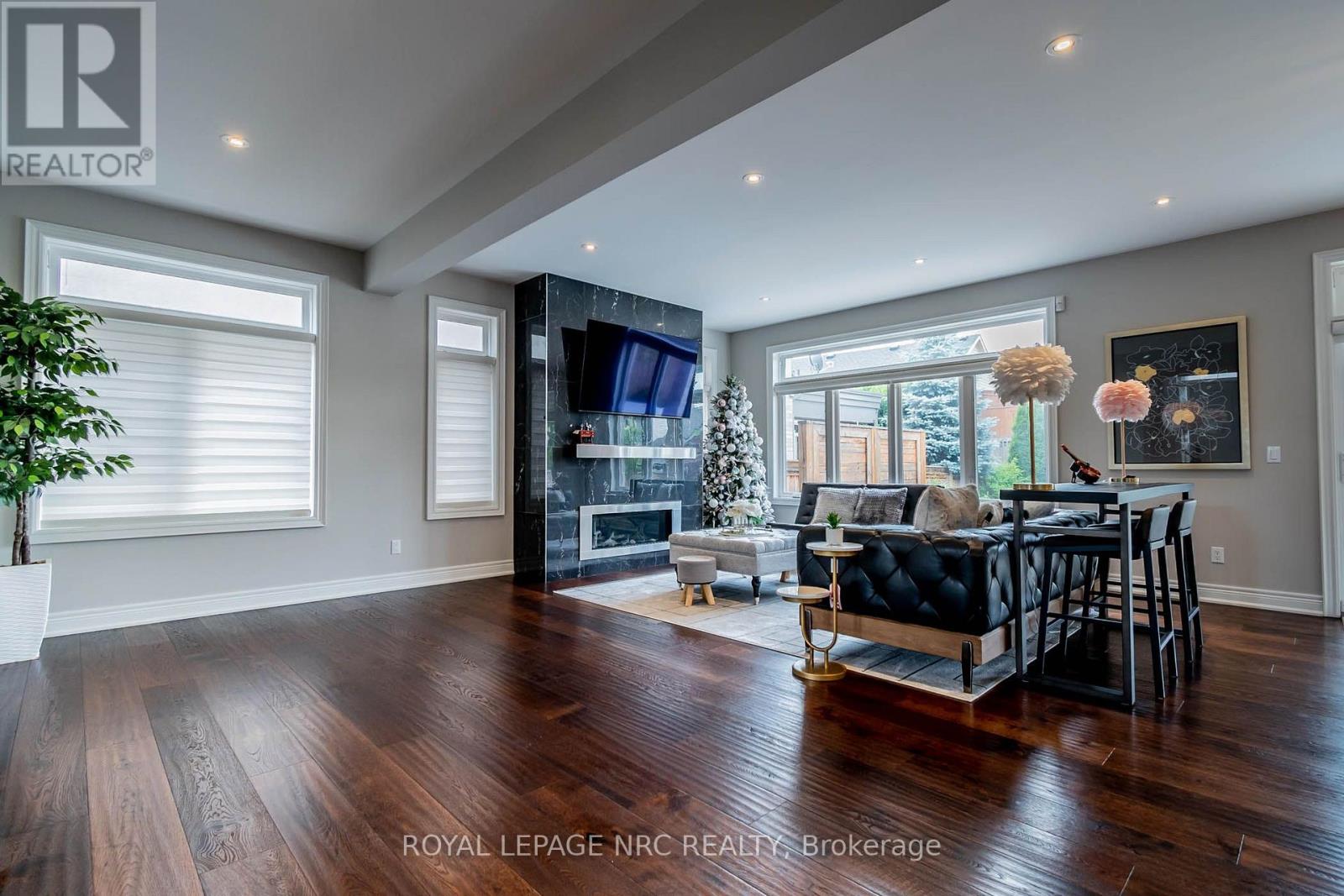 8 Tuscany Court, St. Catharines, Ontario  L2S 0E2 - Photo 6 - X13656174