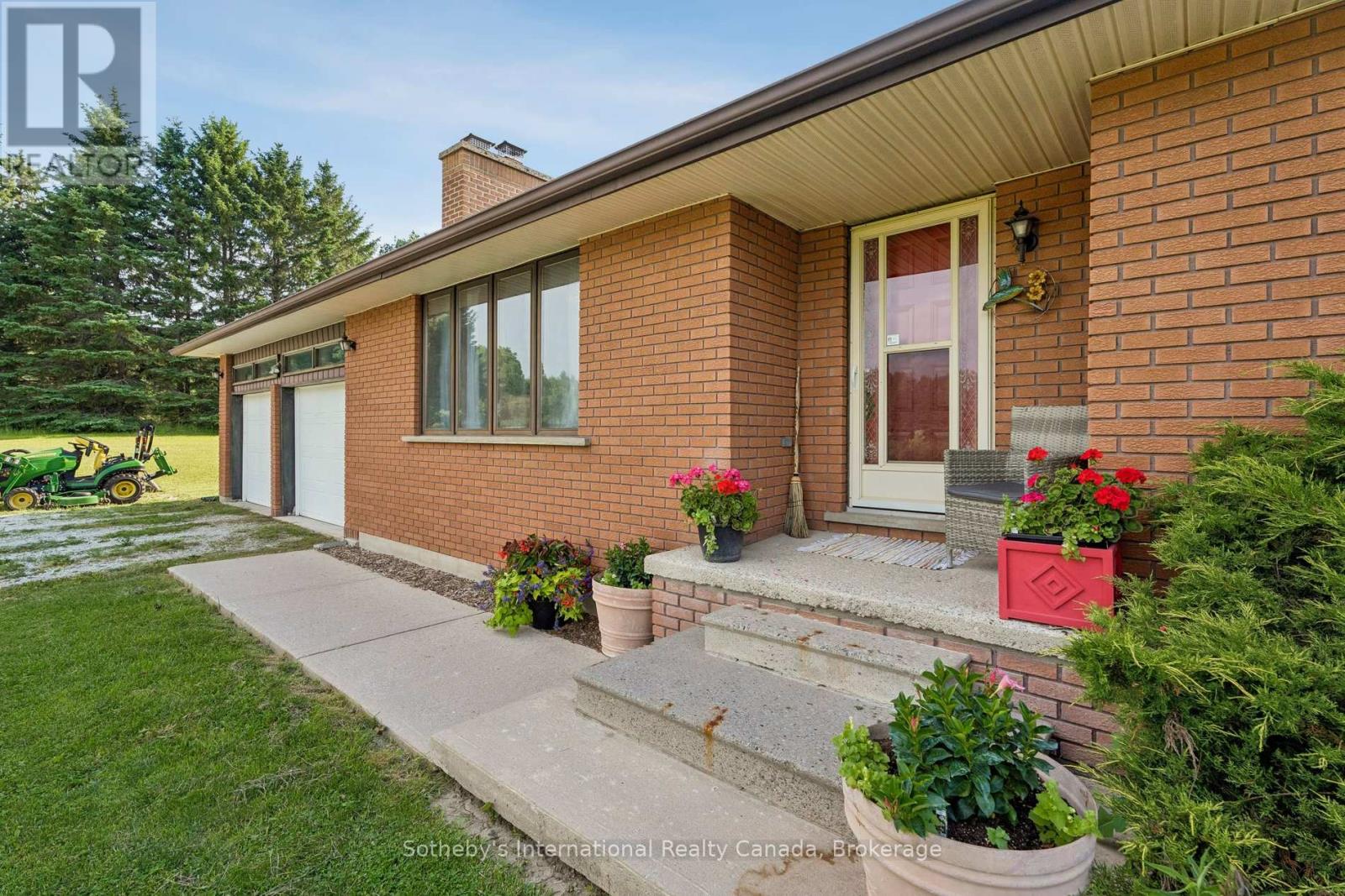 938400 Airport Road, Mulmur, Ontario  L9V 0M1 - Photo 12 - X13517396