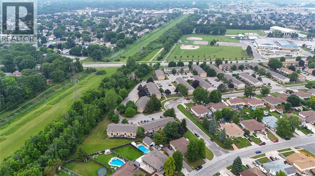 27 York Crescent Unit# 17, Sarnia, Ontario  N7S 6H9 - Photo 30 - 26019293