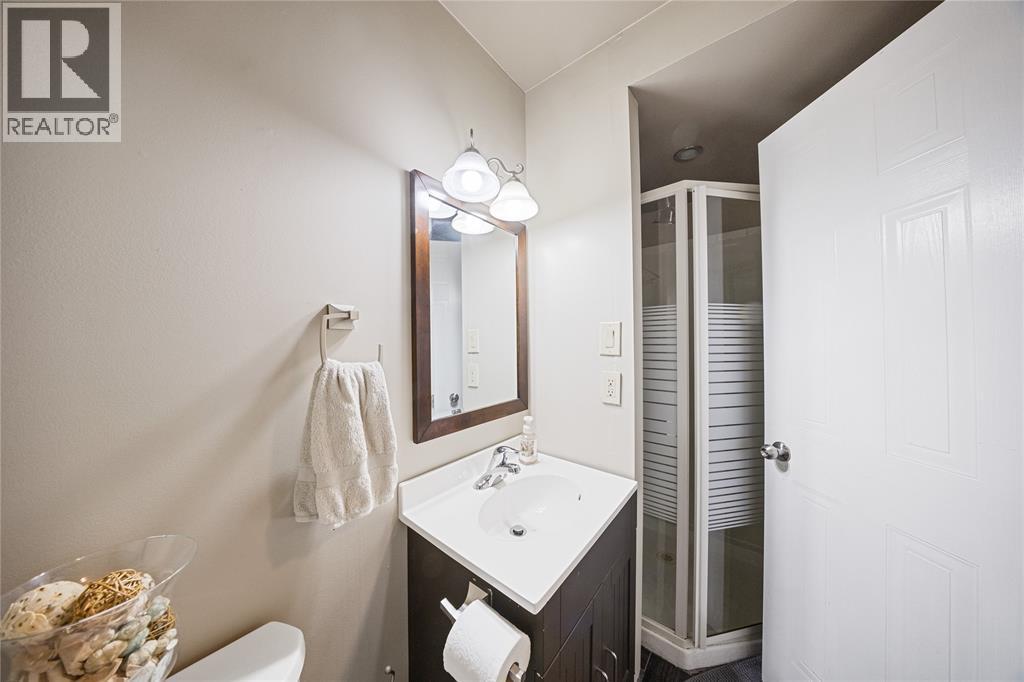 27 York Crescent Unit# 17, Sarnia, Ontario  N7S 6H9 - Photo 6 - 26019293