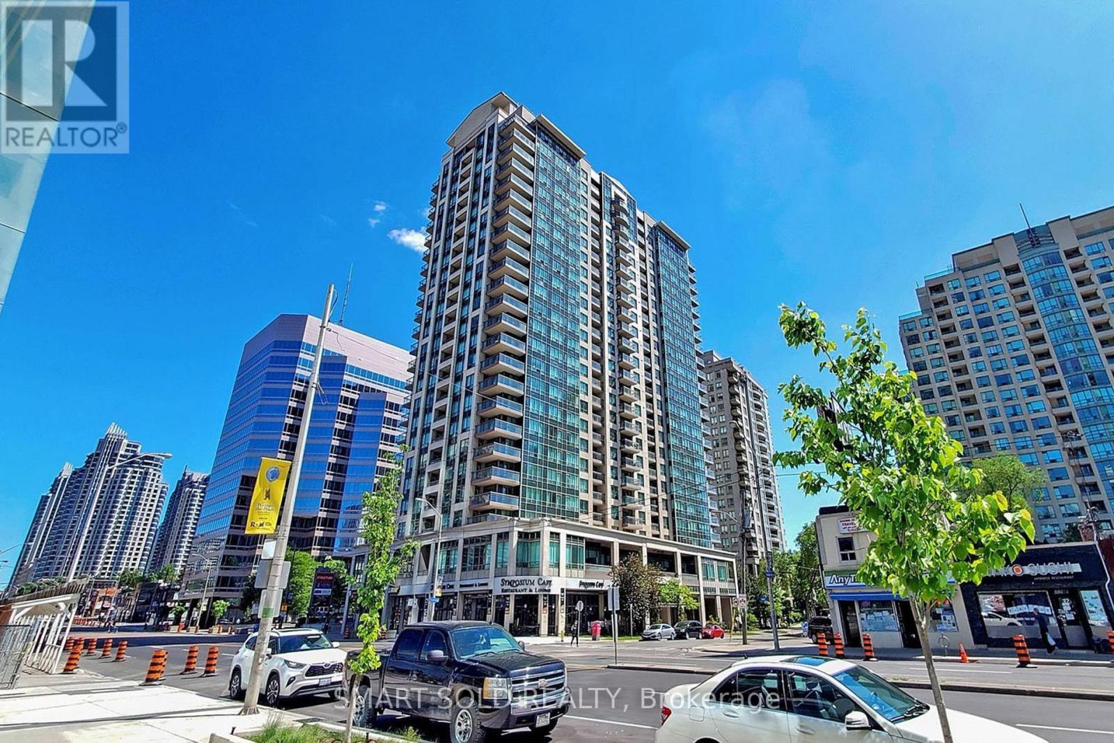 1512 - 18 PARKVIEW AVENUE, Toronto, Ontario