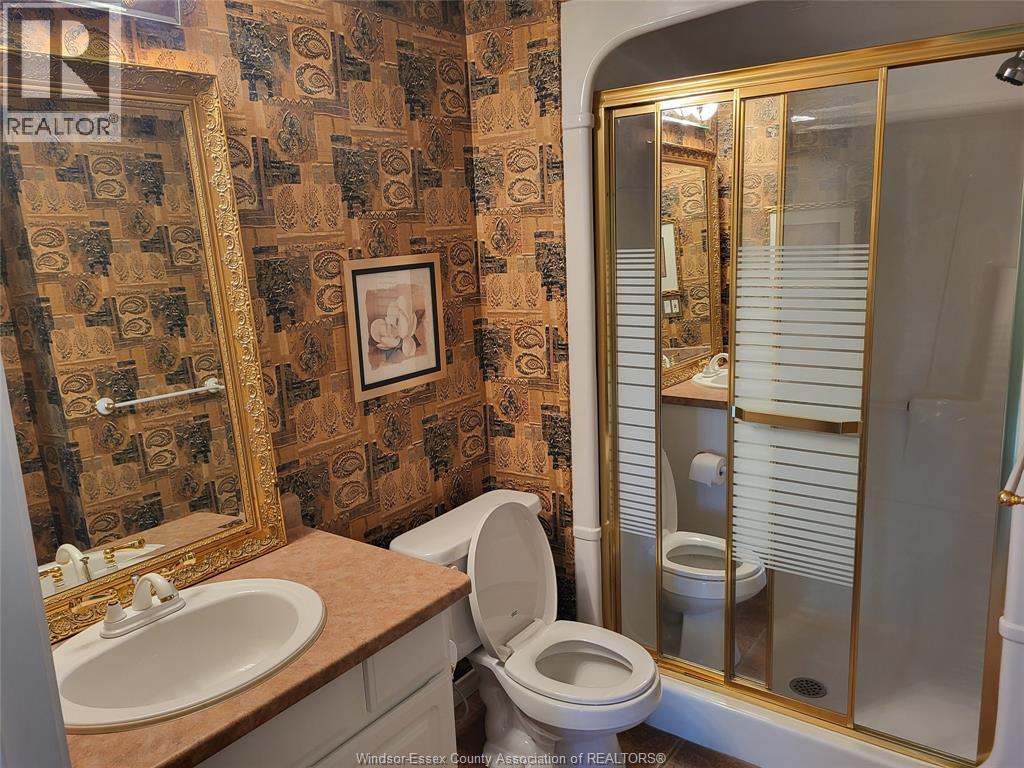 315 Village Grove Unit# 506, Tecumseh, Ontario  N8N 5G4 - Photo 12 - 26013052