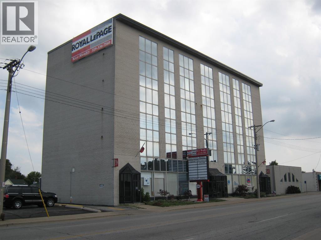 546 Christina STREET North Unit# Unit 205-A, Sarnia, Ontario