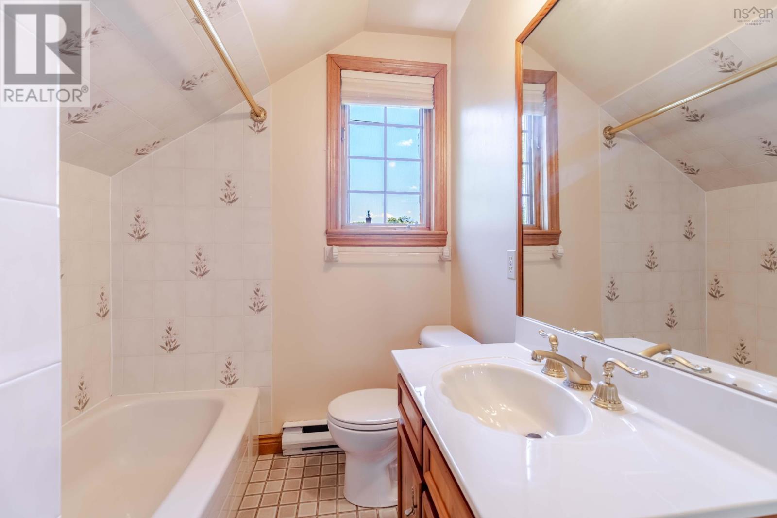 5726 Atlantic Street, Halifax, Nova Scotia  B3H 1G9 - Photo 46 - 202613902