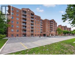 3915 Southwinds DRIVE Unit# 203, Windsor, Ontario