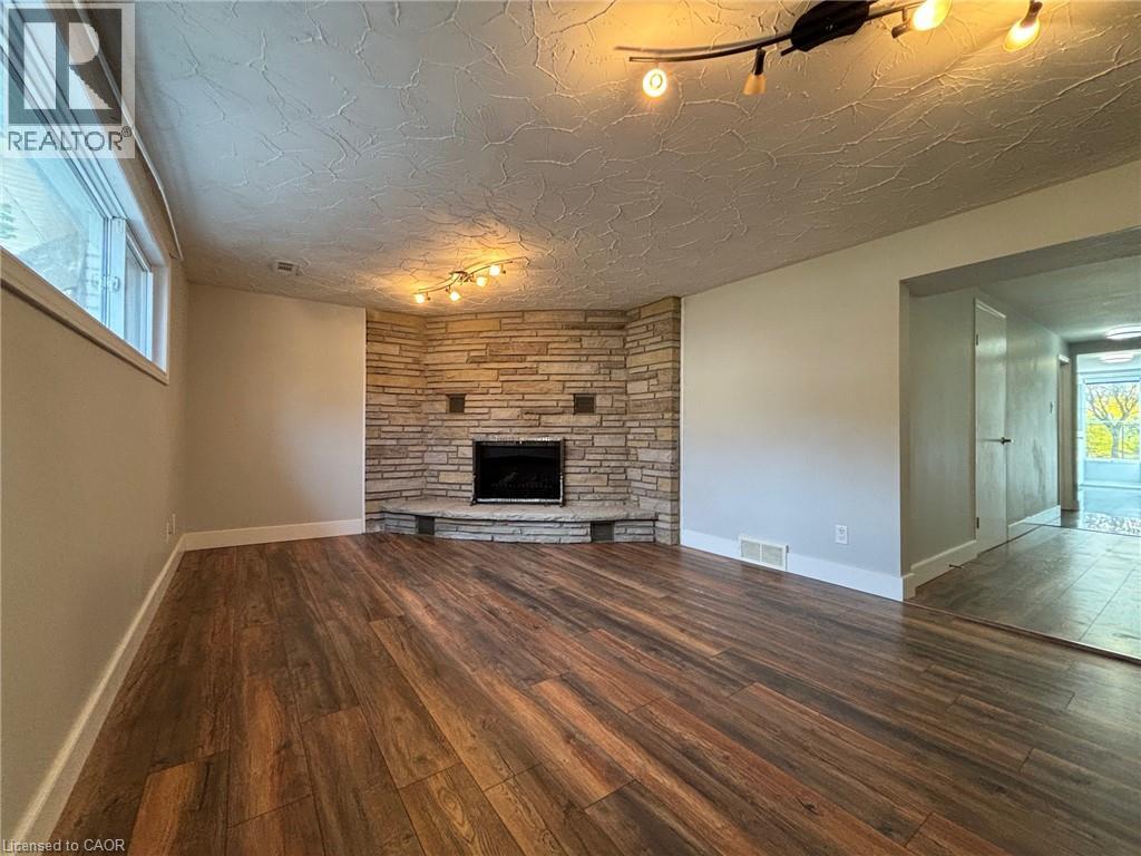 49 Westchester Drive Unit# Lower, Kitchener, Ontario  N2B 3L6 - Photo 4 - 40854515