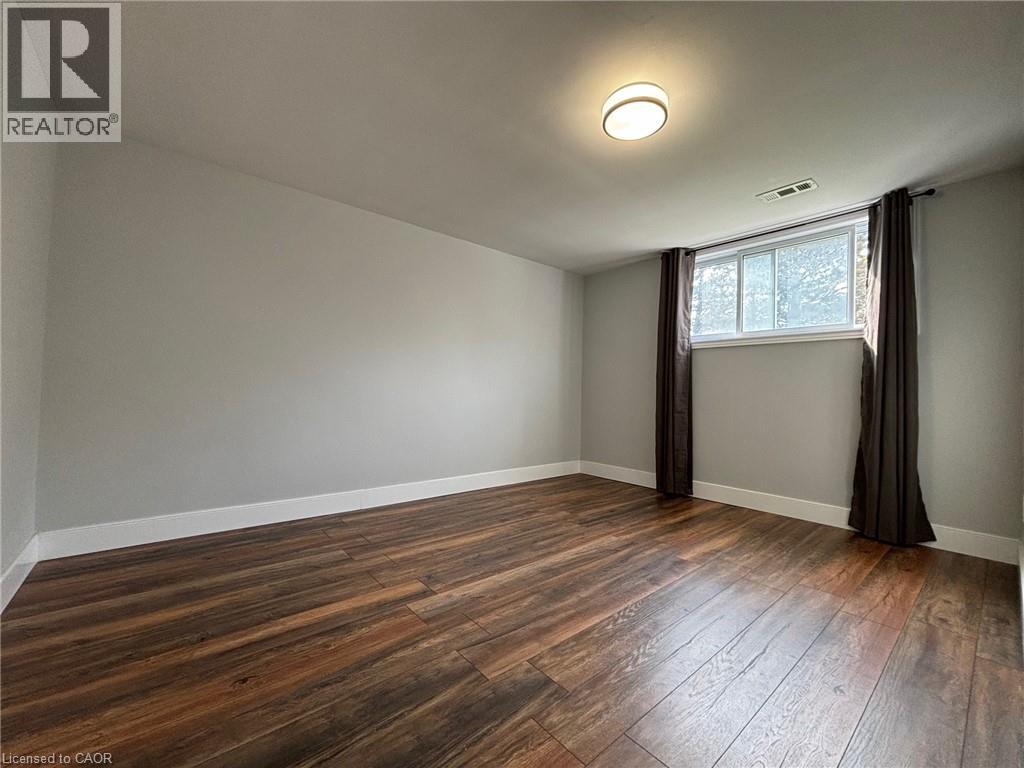 49 Westchester Drive Unit# Lower, Kitchener, Ontario  N2B 3L6 - Photo 8 - 40854515