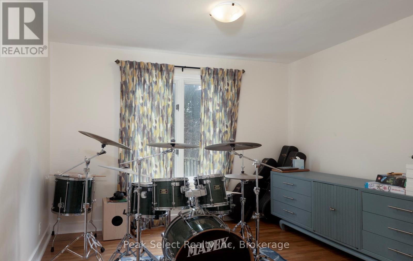 349 Edward Street, South Huron, Ontario  N0M 1S7 - Photo 14 - X13656236