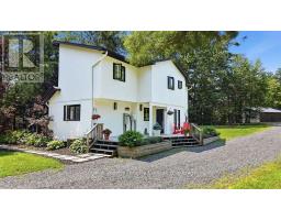 8 BARTLETT DRIVE, Seguin, Ontario
