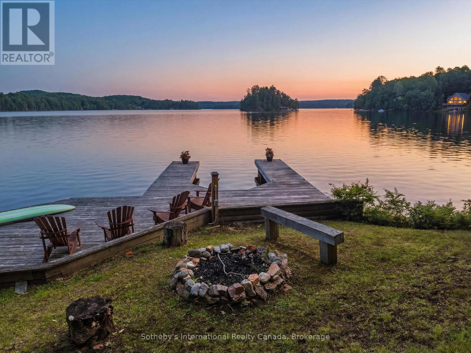 1054 Hilltop Crescent, Lake Of Bays (Franklin), Ontario  P0A 1H0 - Photo 3 - X13656280