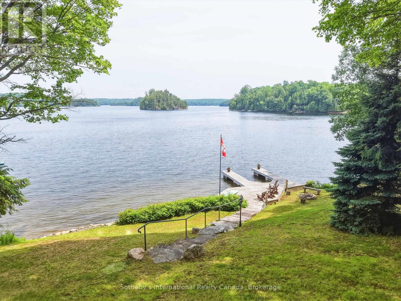 1054 Hilltop Crescent, Lake Of Bays (Franklin), Ontario  P0A 1H0 - Photo 4 - X13656280