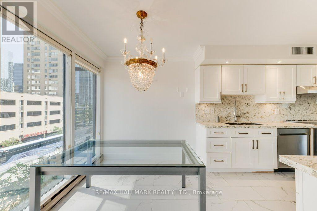 404 - 251 Queens Quay W, Toronto, Ontario  M5J 2N6 - Photo 12 - C13656256