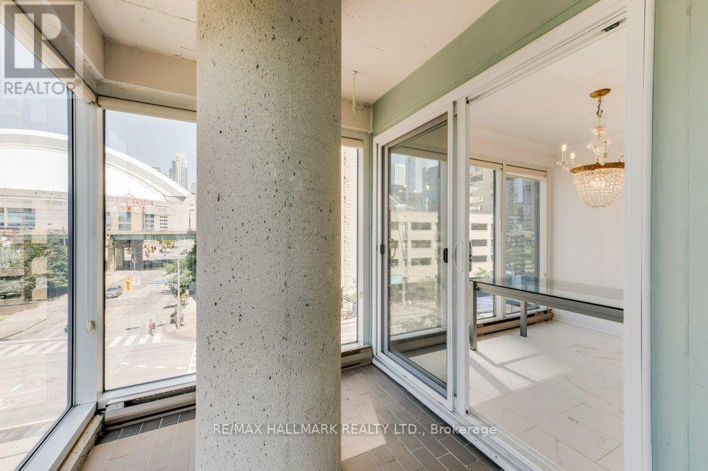 404 - 251 Queens Quay W, Toronto, Ontario  M5J 2N6 - Photo 13 - C13656256